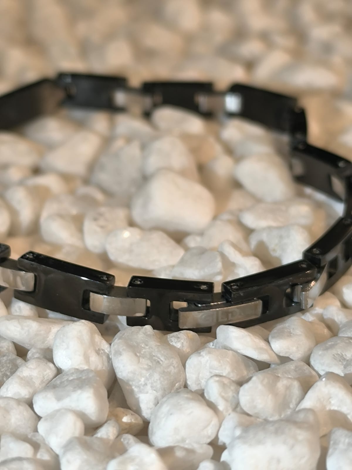 FURTIVO | Eslabones Bitono Plata & Negro con Zirconitas 5A